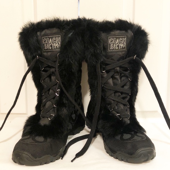 Coach logo Jennie rabbit fur trim black boots. 8B